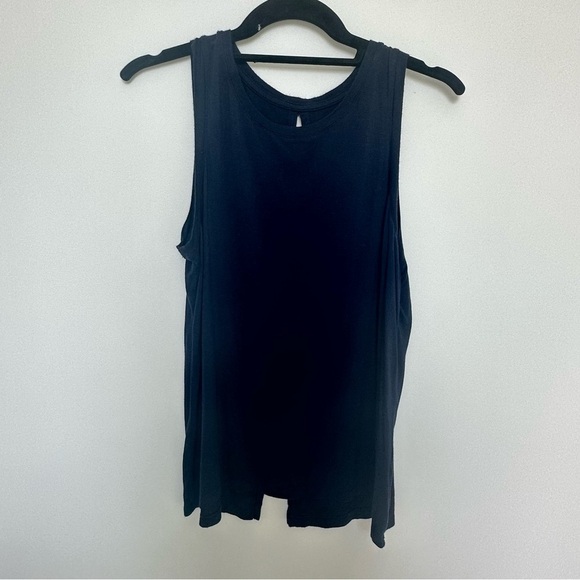 Basic navy tank - Picture 1 of 5